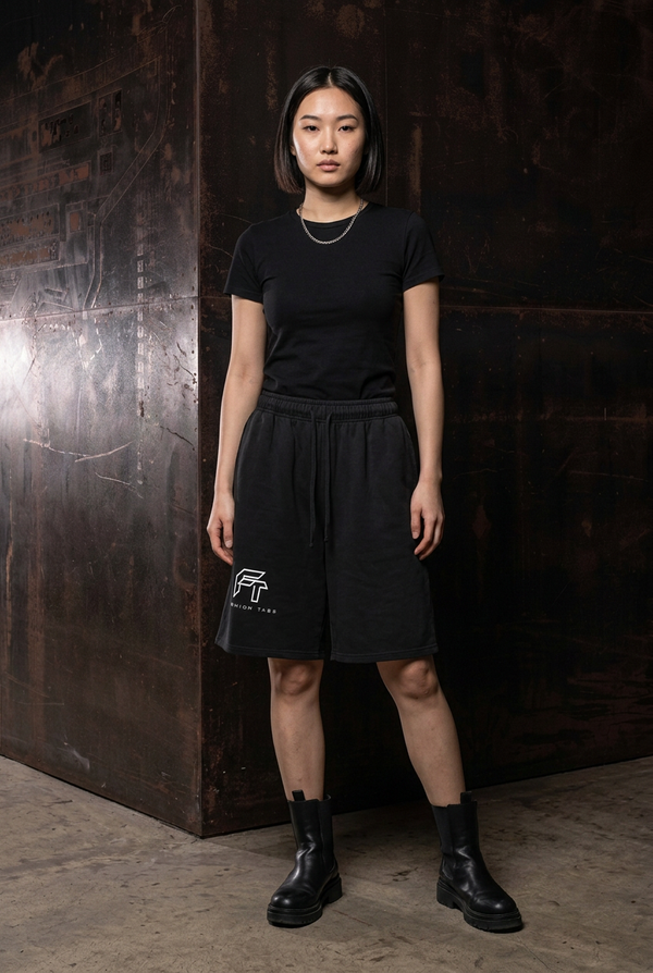 Snow Hem Shorts model front