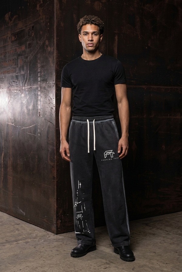 Sparks Sweatpants model front
