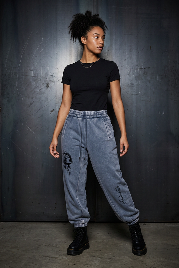 Fleeced Joggers solo model front Royal Blue