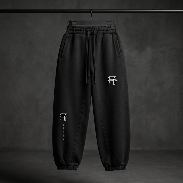 Fleeced Sweatpants black front